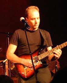 Russ Freeman (guitarist) httpsuploadwikimediaorgwikipediacommonsthu