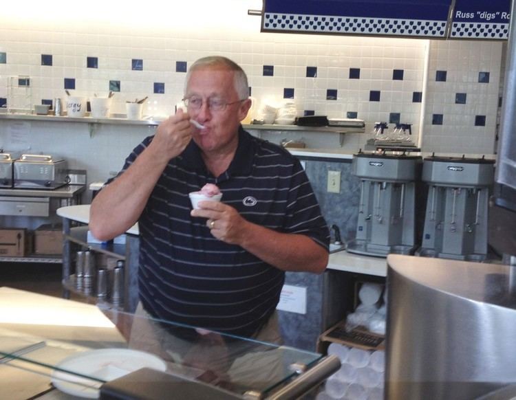 Russ Rose Creamery serves up new flavor in honor of volleyball coach