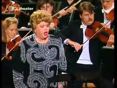 Ruth Falcon Ruth Falcon RStrauss orchesterlieder 6 Garmisch 1994 YouTube