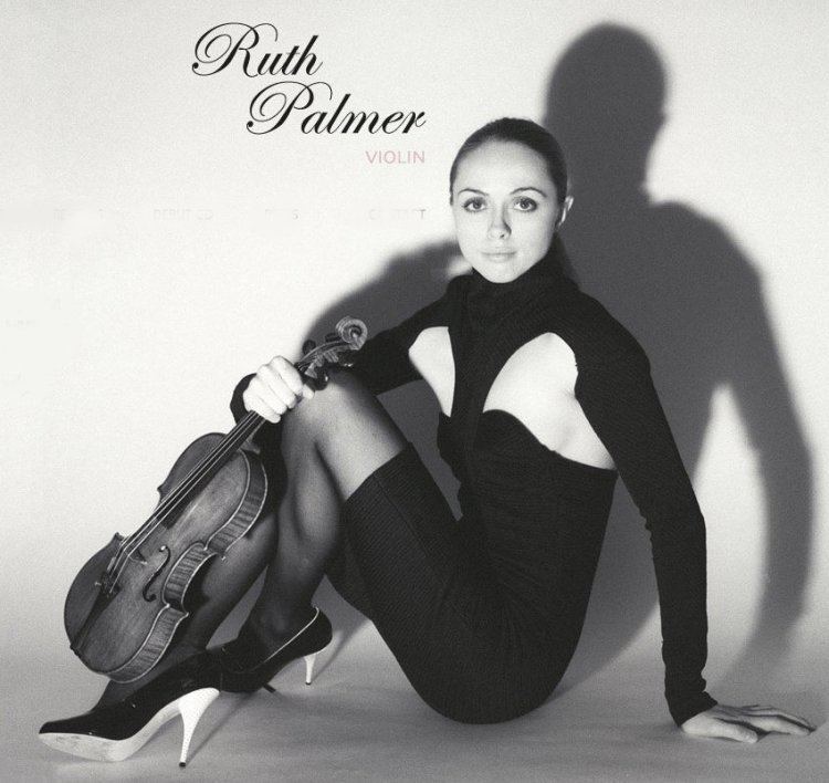 Ruth Palmer Ruth Palmer Violin Short Biography
