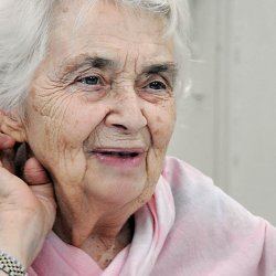 PETITE HUMANIST: The young and dedicated Dr. Ruth Pfau dis…