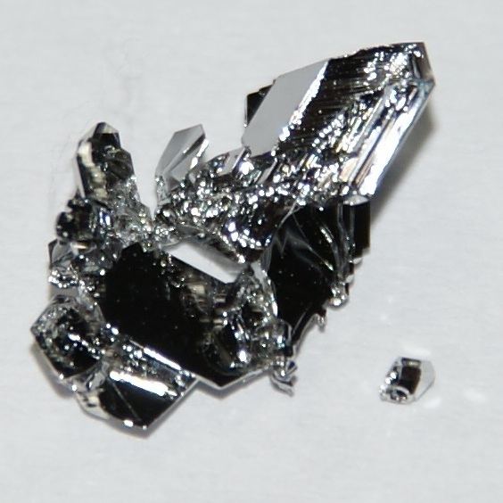 Ruthenium imagesofelementscomrutheniumcrystaljpg