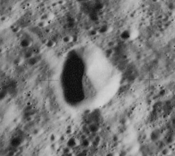 Rutherford (lunar crater)