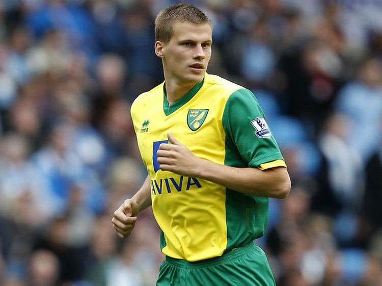 Ryan Bennett (footballer) Ryan Bennett Norwich City Player Profile Sky Sports