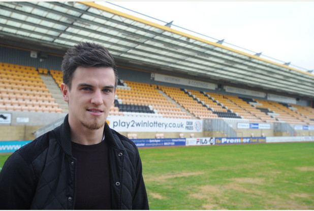 Ryan Donaldson It39s all about the Money for new Cambridge United signing