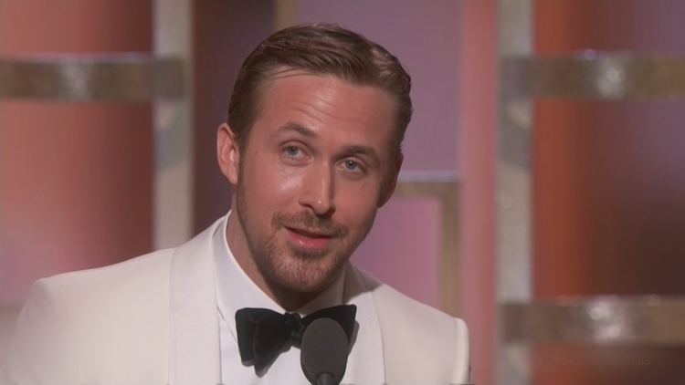 Ryan Gosling Golden Globes 2017 Ryan Gosling pays emotional tribute to Eva