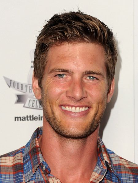 Ryan McPartlin Ryan McPartlin Photos The Express Matt Leinart