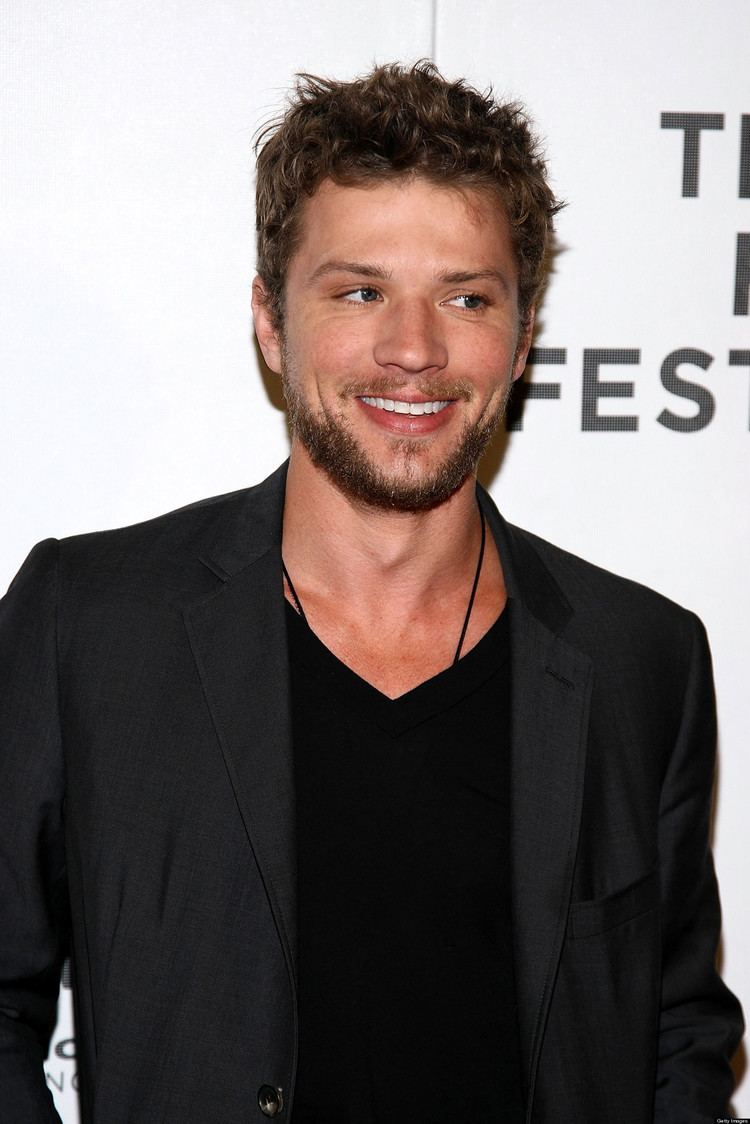 Ryan Phillippe Ryan Phillippe Home Sold For A Loss At 6 Million PHOTOS