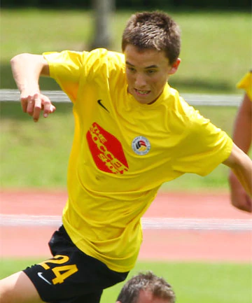 Ryan Thomas (footballer) Kiwi teen Thomas signs with top Dutch club Stuffconz