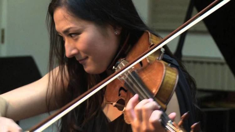 Ryoko Yano Olivia Gay Violoncelle et Ryoko Yano Violon Sonate de Ravel YouTube