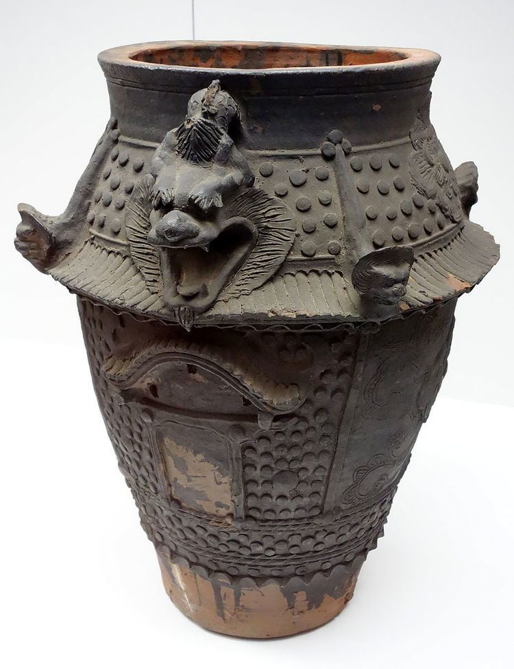 Ryukyuan pottery