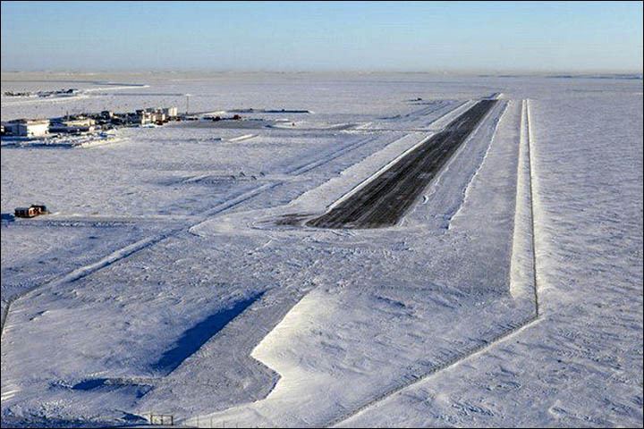 Sabetta New airport in the Arctic for LNG plant welcomes first passengers