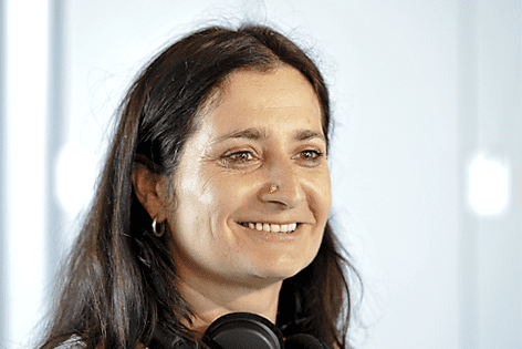 Sabine Derflinger Burma in Wiener Neustadt Radio Niedersterreich