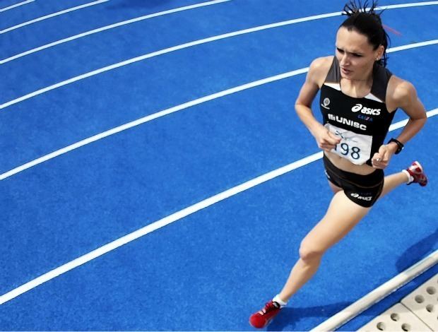 Sabine Heitling Com novo recorde Sabine Heitling tambm ouro nos 1500m