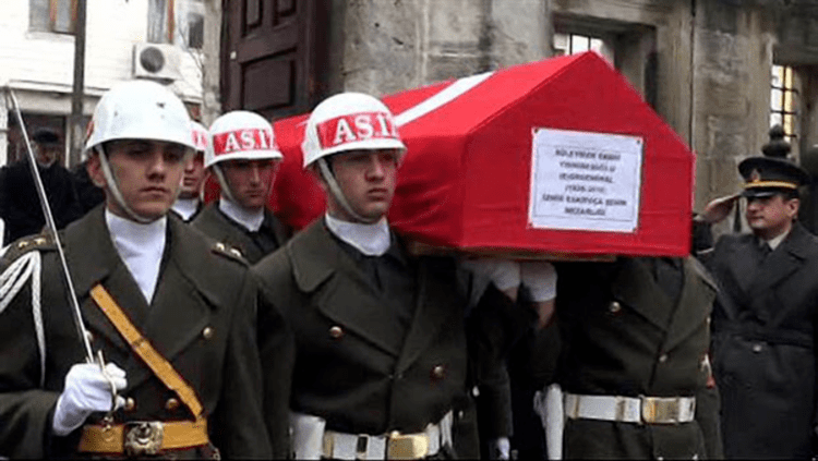 Sabri Yirmibeşoğlu Emekli Orgeneral Sabri Yirmibeolu iin tren dzenlendi Son