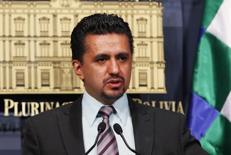 Sacha Llorenti Bolivia39s Interior minister steps down and controversial