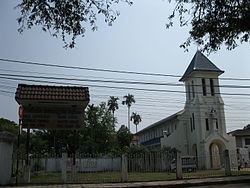 Sacred Heart Cathedral, Vientiane httpsuploadwikimediaorgwikipediacommonsthu