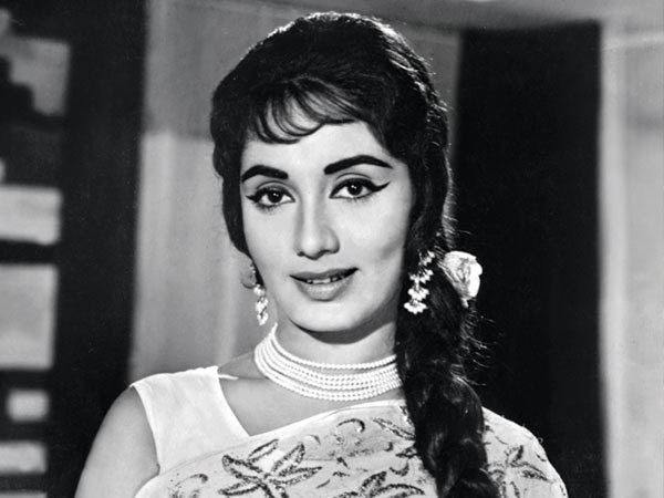 Sadhana Shivdasani Veteran Bollywood Actress Sadhana Dead httpthehawkindiacom