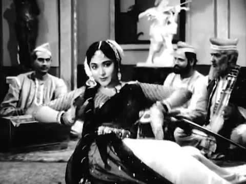 Aise Waise Thikaano Pe Jaana Bura Hai Sadhna 1958 YouTube