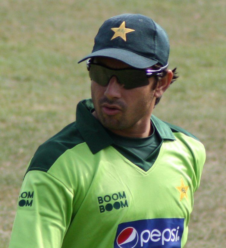 Saeed Ajmal (Cricketer) playing cricket