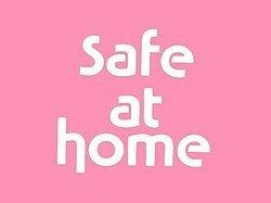 Safe at Home (TV series) httpsuploadwikimediaorgwikipediaenthumb9