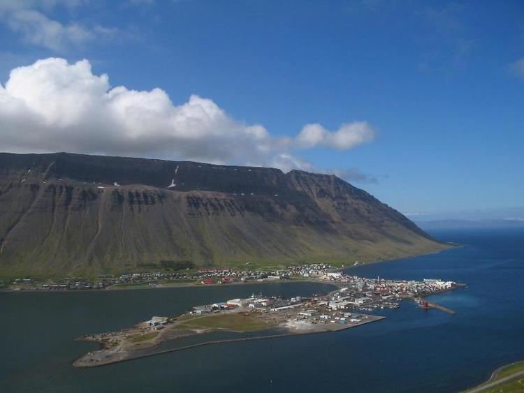 Ísafjörður httpsuploadwikimediaorgwikipediacommons33