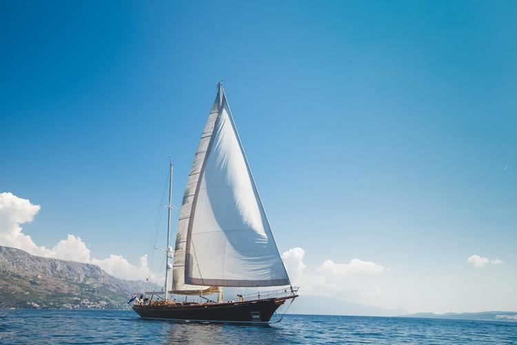 Sailing yacht Luxury Sailing Yacht Lauran in Croatia