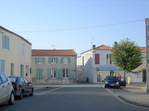 Saint-Agnant, Charente-Maritime mw2googlecommwpanoramiophotosmedium14132463jpg