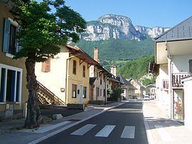 Saint-Alban-Leysse httpsuploadwikimediaorgwikipediacommonsthu