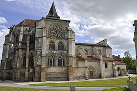 Saint-Amand-sur-Fion httpsuploadwikimediaorgwikipediacommonsthu