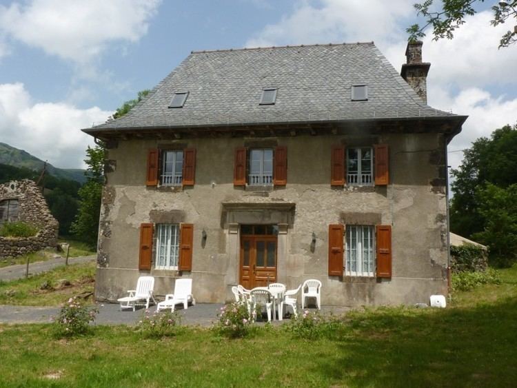 Saint-Cirgues-de-Jordanne httpswwwgitesdefrancecomphotosgites15Gp