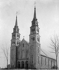 Saint-Cuthbert, Quebec httpsuploadwikimediaorgwikipediacommonsthu