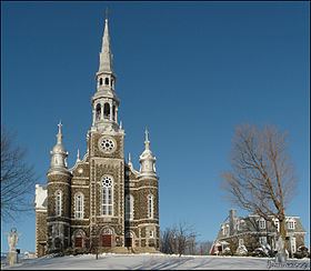 Saint-Félix-de-Kingsey, Quebec httpsuploadwikimediaorgwikipediacommonsthu