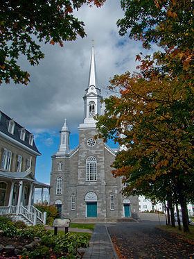 Saint-François-de-la-Rivière-du-Sud, Quebec httpsuploadwikimediaorgwikipediacommonsthu