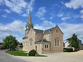 Saint-Gaudent httpsuploadwikimediaorgwikipediacommonsthu