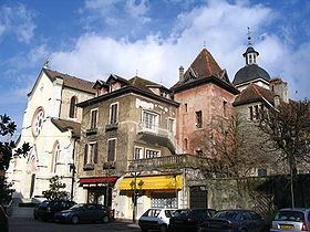 Saint-Genix-sur-Guiers httpsuploadwikimediaorgwikipediacommonsthu