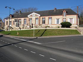 Saint-Germain-des-Prés, Loiret httpsuploadwikimediaorgwikipediacommonsthu
