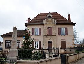 Saint-Germain-sur-Renon httpsuploadwikimediaorgwikipediacommonsthu