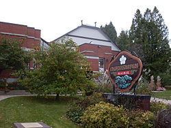 Saint-Joseph-du-Lac, Quebec httpsuploadwikimediaorgwikipediacommonsthu