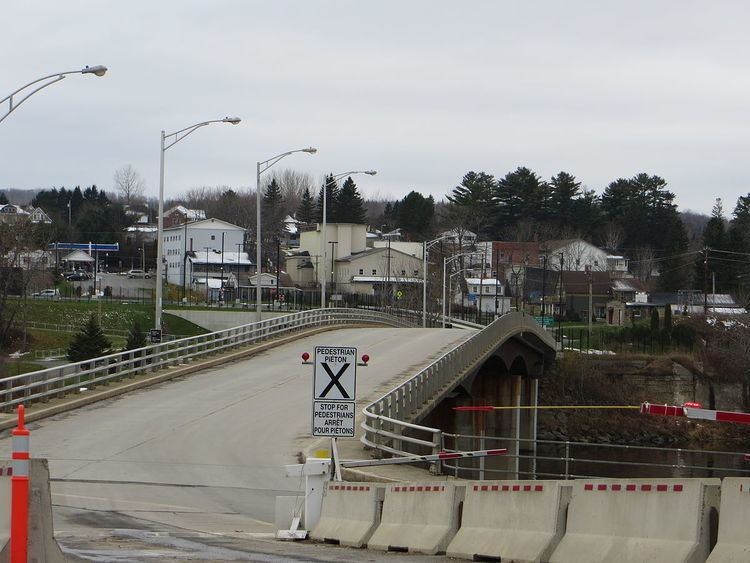 Saint Leonard–Van Buren Bridge