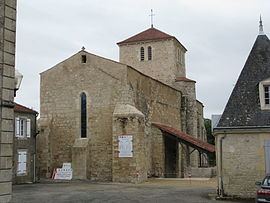 Saint-Martin-Lars-en-Sainte-Hermine httpsuploadwikimediaorgwikipediacommonsthu