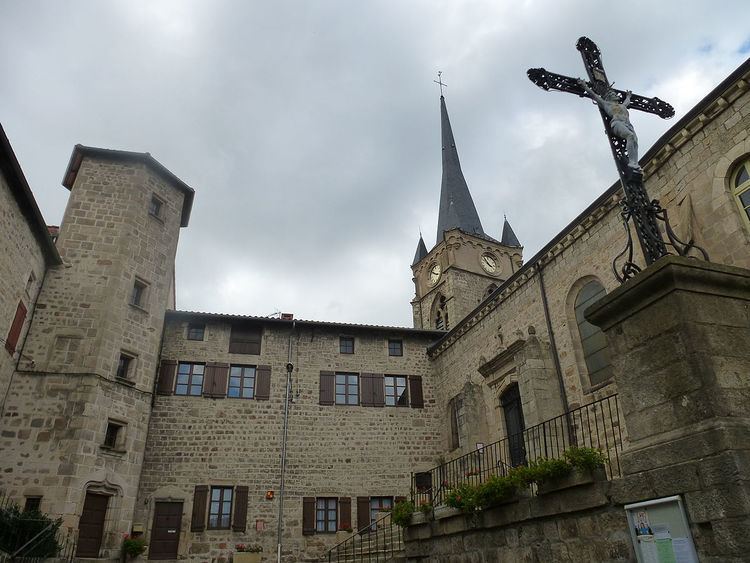 Saint-Pal-de-Chalencon httpsuploadwikimediaorgwikipediacommonsthu
