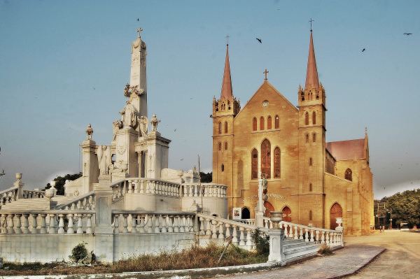 Saint Patrick's Cathedral, Karachi St Patrick Cathedral a photo from Sindh East TrekEarth