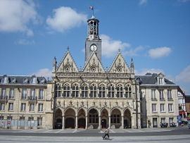Saint-Quentin, Aisne httpsuploadwikimediaorgwikipediacommonsthu
