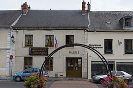 Saint-Vrain, Essonne httpsuploadwikimediaorgwikipediacommonsthu