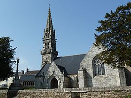 Saint-Yvi httpsuploadwikimediaorgwikipediacommonsthu