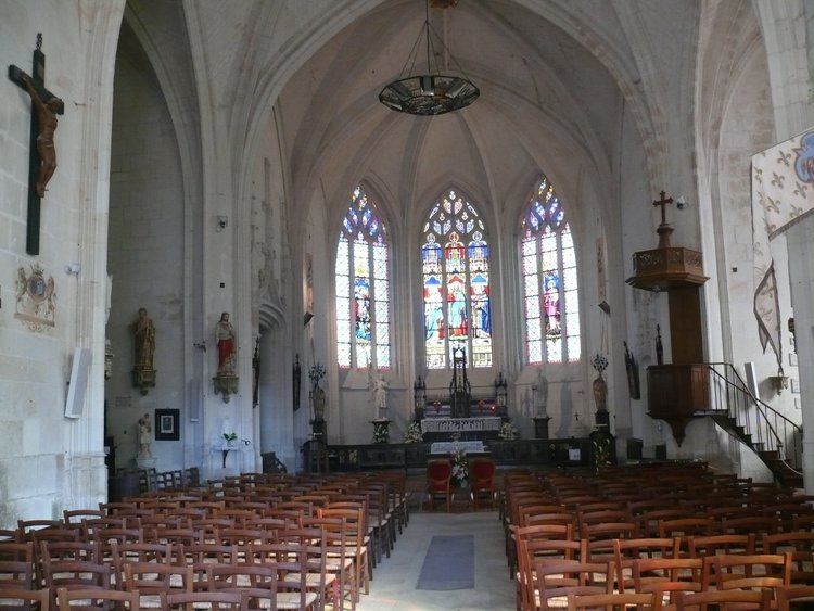 Sainte-Catherine-de-Fierbois httpsuploadwikimediaorgwikipediacommons44