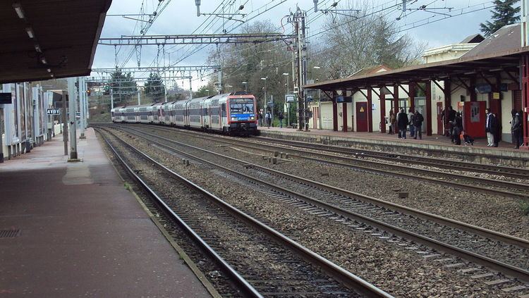 Sainte-Geneviève-des-Bois (Paris RER)