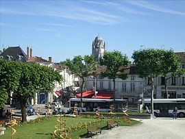 Saintes, Charente-Maritime httpsuploadwikimediaorgwikipediacommonsthu