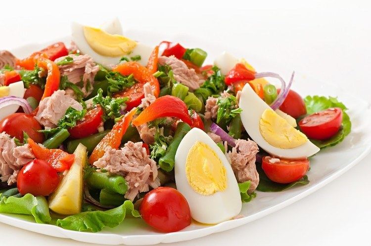 Salade niçoise Salade Nioise recipe Epicuriouscom